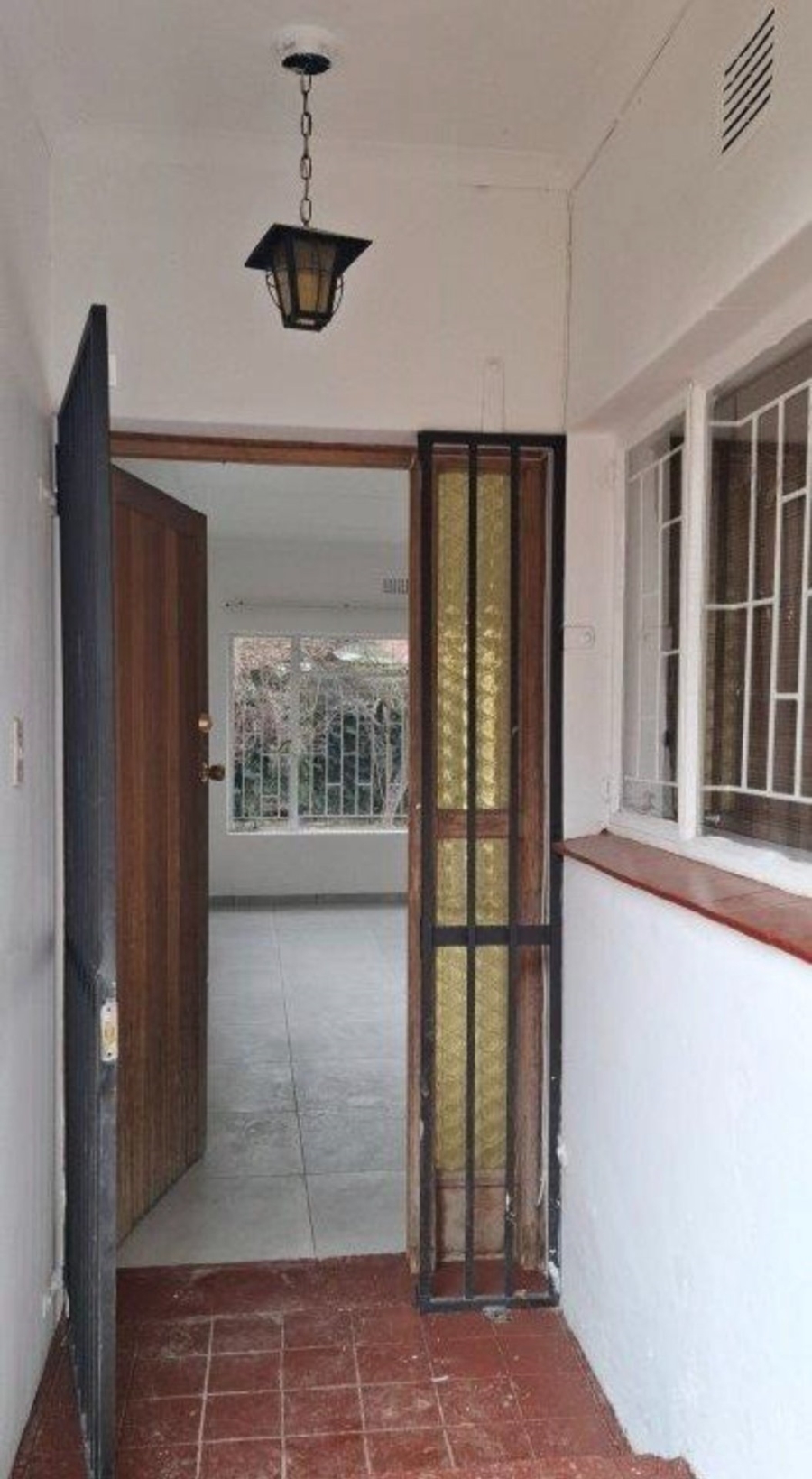 6 Bedroom Property for Sale in Ficksburg Free State